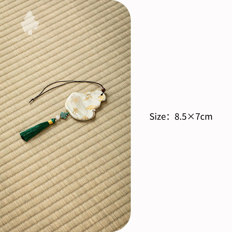 Vintage Chinese-Style Mugwort Scent Sachet Bag