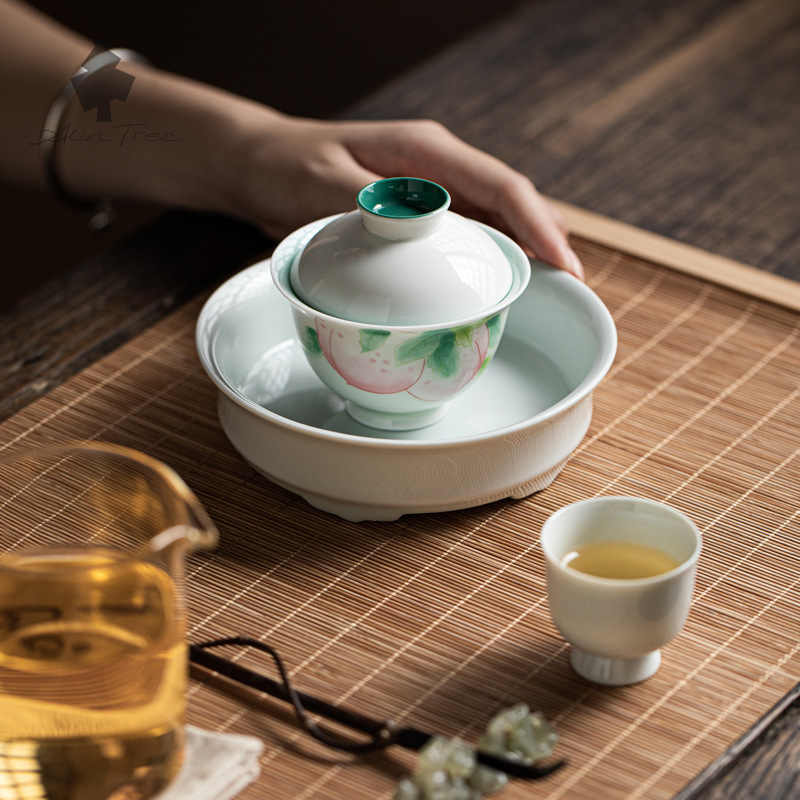 Peach Blush Collection – Hand-Painted Peach Motif (Gaiwan)