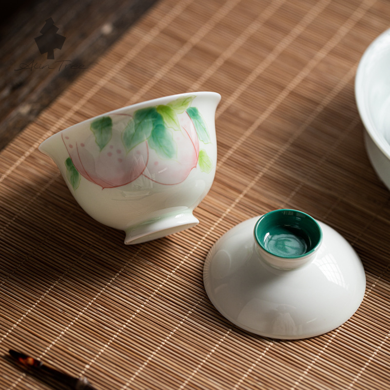 Peach Blush Collection – Hand-Painted Peach Motif (Gaiwan)