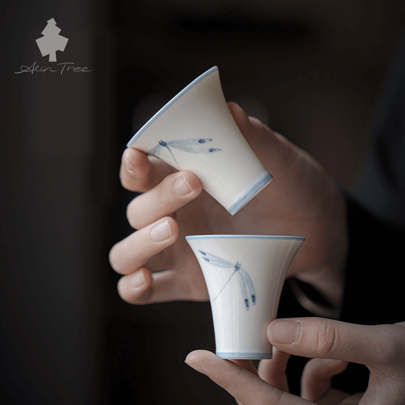 Antique-Style Hand-Painted Dragonfly “Horseshoe” Teacup