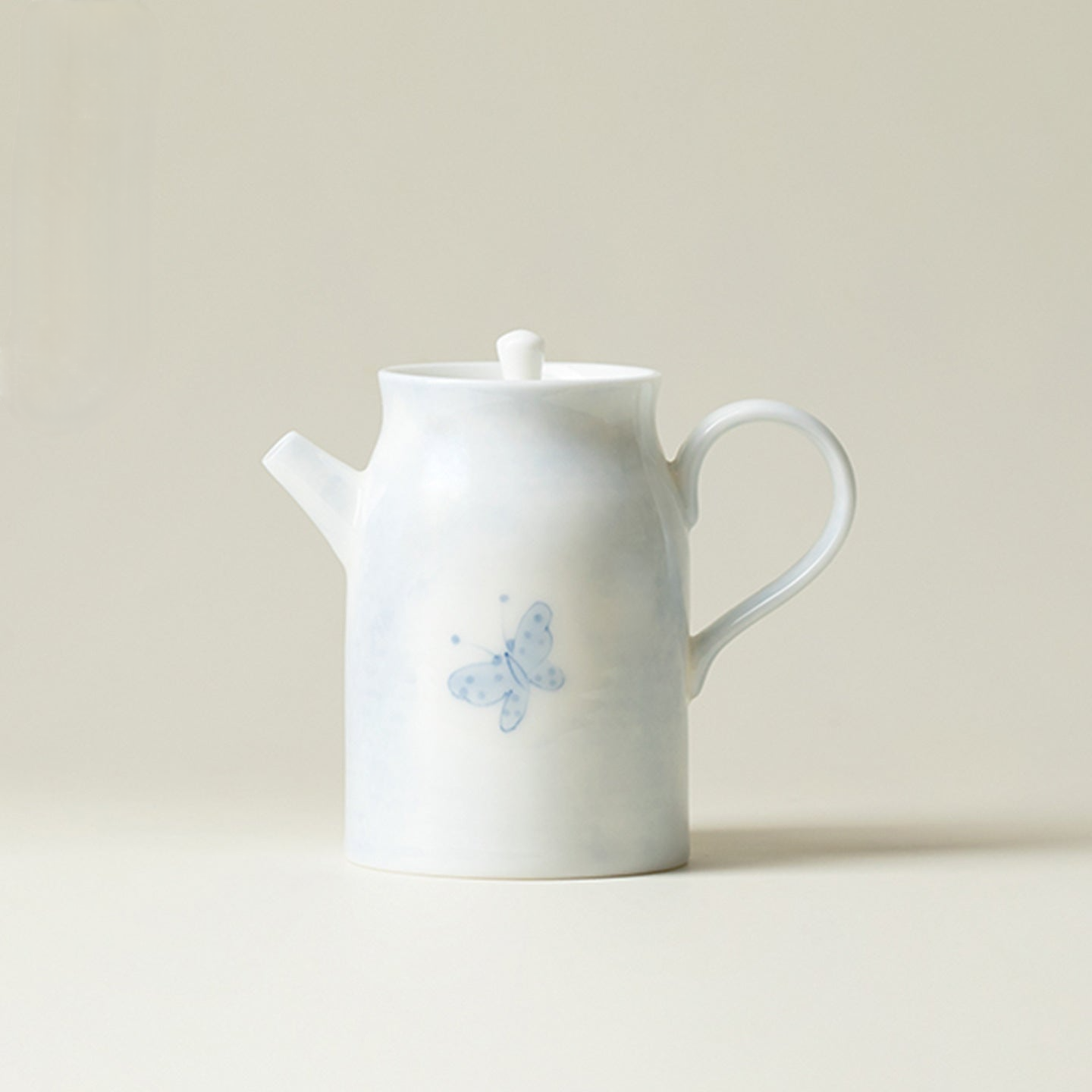 Hand-Painted Butterfly & Flower 'Beauty' Teapot (130ml)