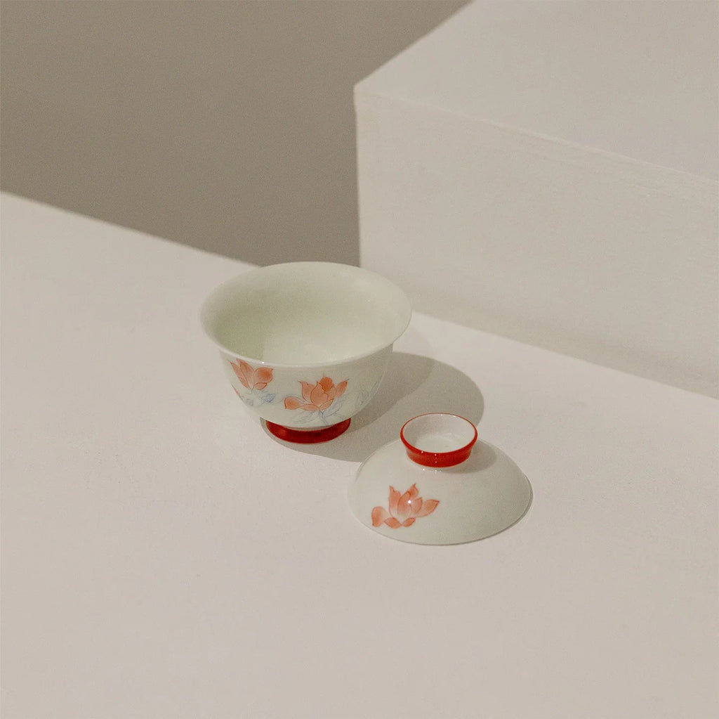 Hand-Painted Red Lotus Gaiwan – Jade Clay Porcelain (120ml) - AlinTree