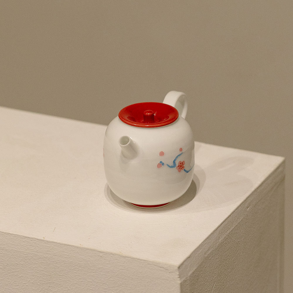 Red Glaze Raised Ice Plum Hand-Painted Suxin Teapot 140ml