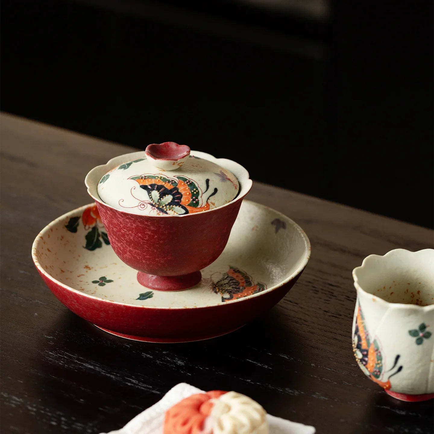 Hand-Painting“Sand Red” Butterflies-in-Bloom Collection - AlinTree