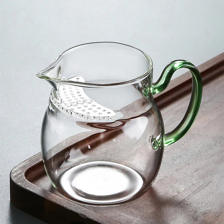 Large-Belly Clear Glass “Crescent Moon” Fairness Cup - AlinTree