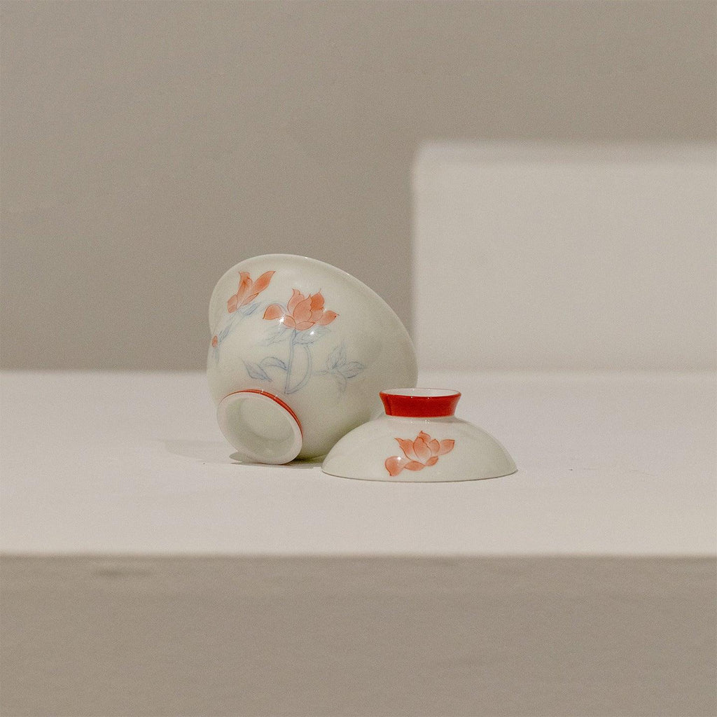 Hand-Painted Red Lotus Gaiwan – Jade Clay Porcelain (120ml) - AlinTree