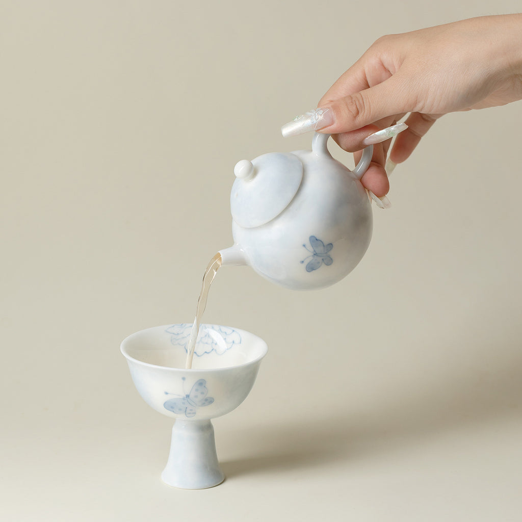 Hand-Painted Butterfly & Flower Wen-Style Teapot (140ml)