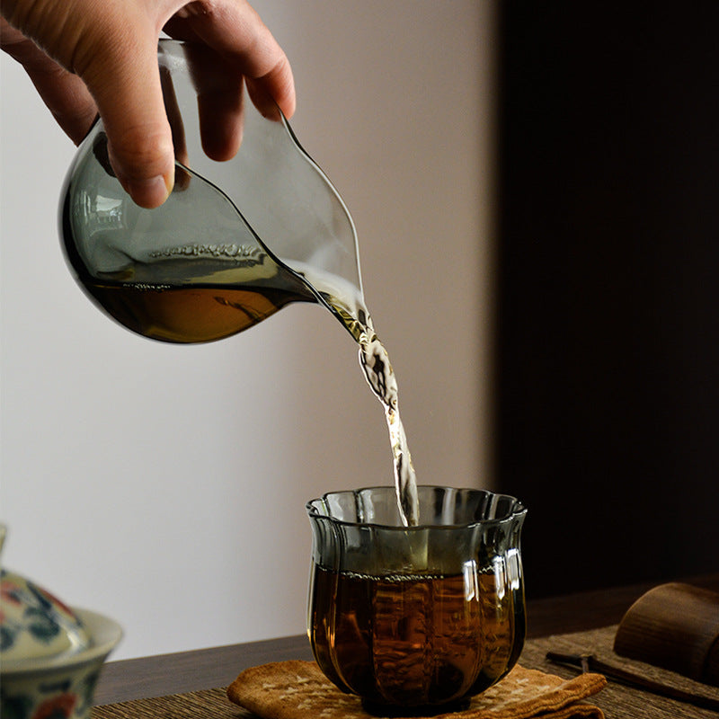 Gourd-Shaped Glass Fairness Cup