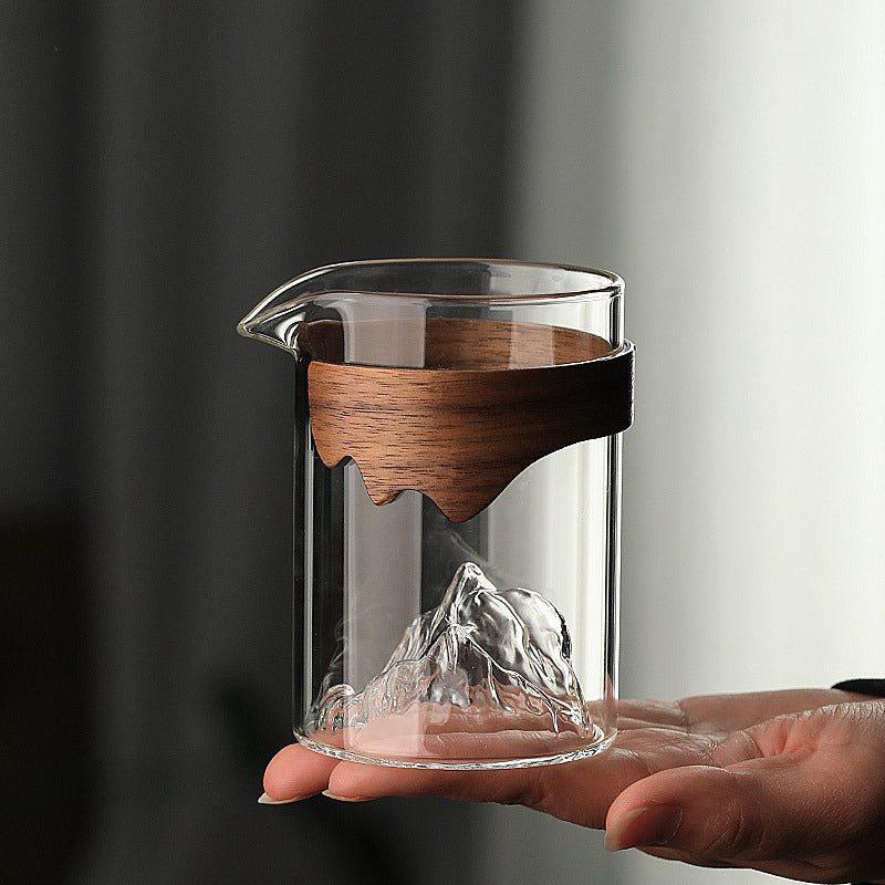 “Mountain View” Large Glass Fairness Cup