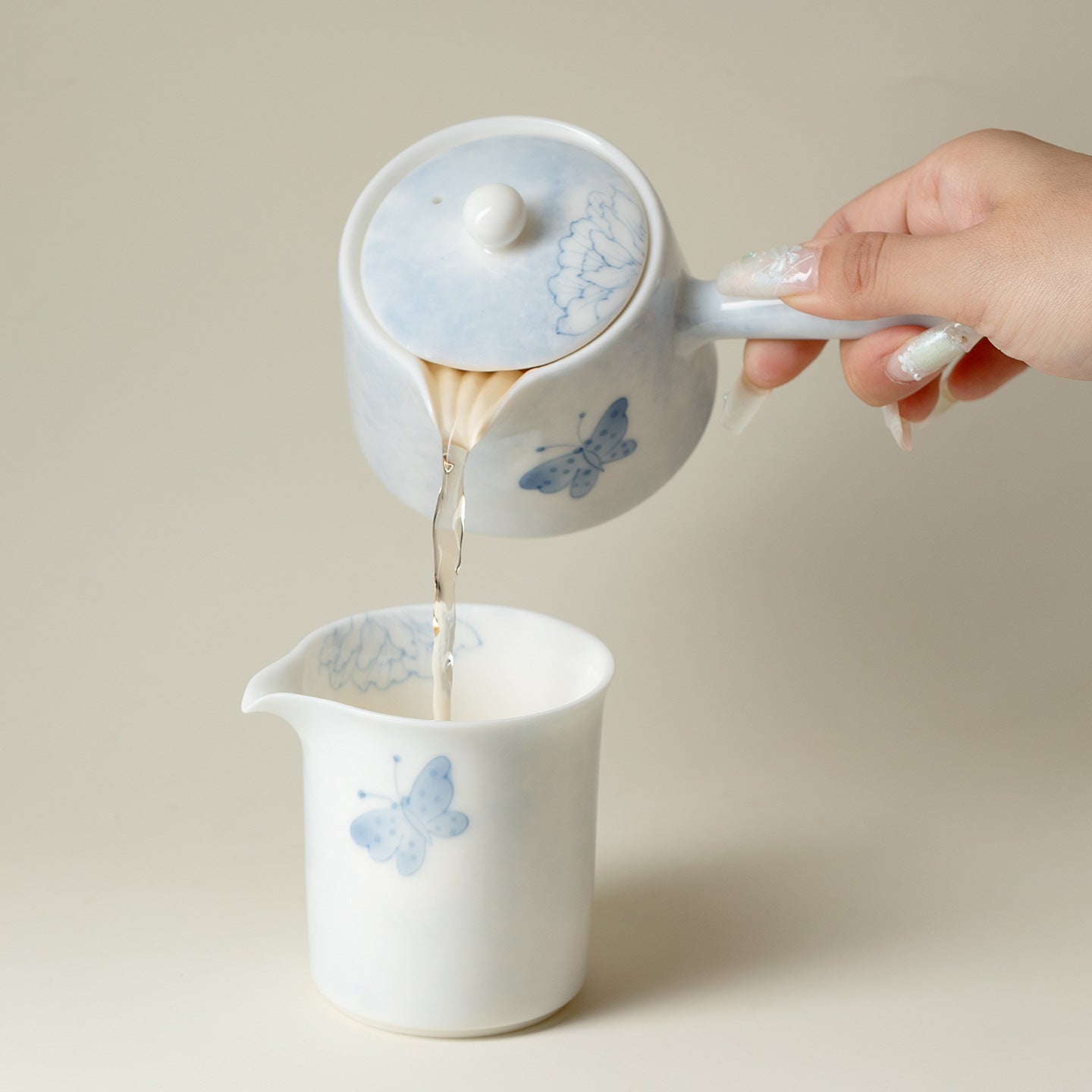 Hand-Painted Butterfly Side-Handle Ceramic Teapot (160ml)