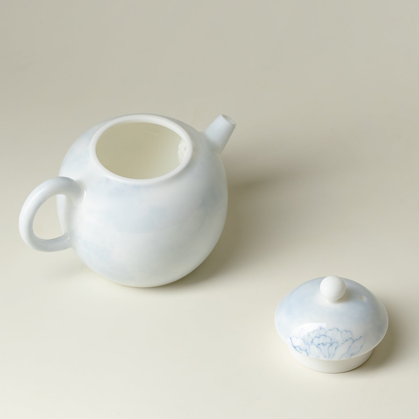 Hand-Painted Butterfly & Flower Wen-Style Teapot (140ml)