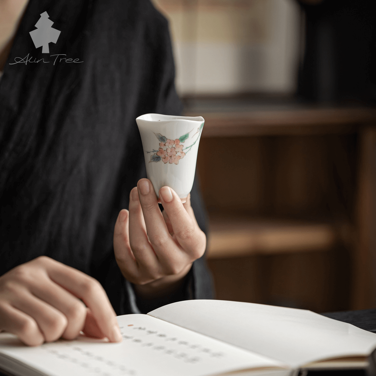 Hand-Painted Hydrangea Gongfu Tea Cup