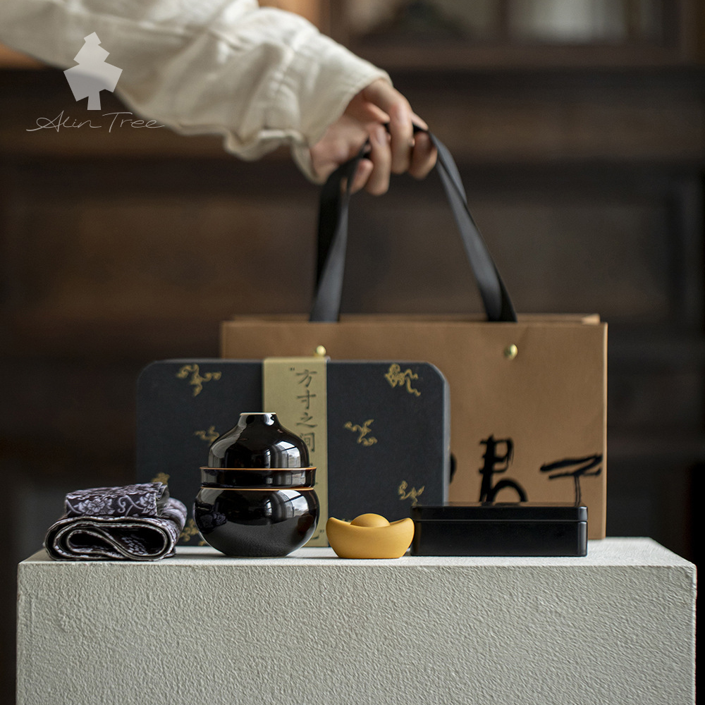 Gourd-Shaped Travel Tea Set